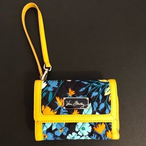 Vera Bradley Anniversary Wristlet - Midnight Blues